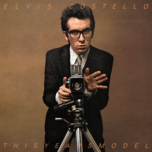 Radio Radio - id|artist|title|duration ### 2643|Elvis Costello|Radio, Radio|185682 - Elvis Costello